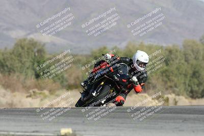 media/Dec-01-2025-Moto Forza (Mon) [[2daa91e15f]]/2-Intermediate Group/Session 2 Turn 9 Entry/